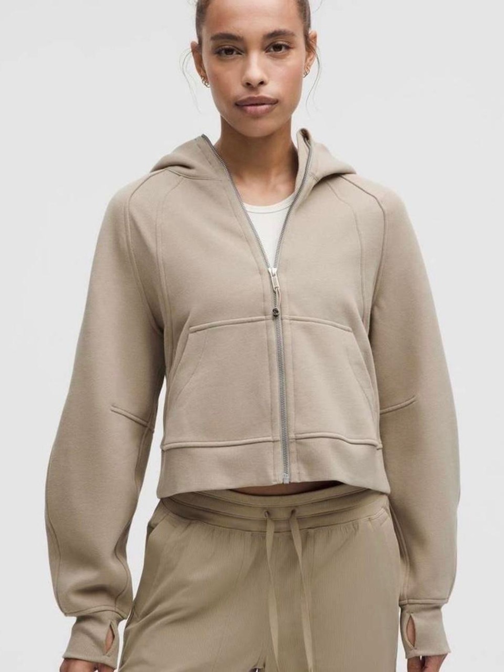 Lululemon Scuba Oversized Full-Zip Hoodie
Sheer Oak